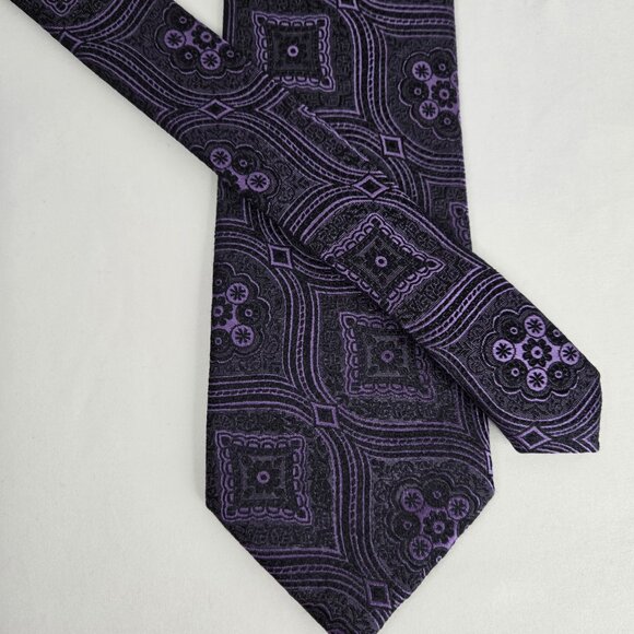 Emilio Ponti Roma Milano Handmade %100 Silk Purple and Black Abstract Design Tie - Picture 5 of 5